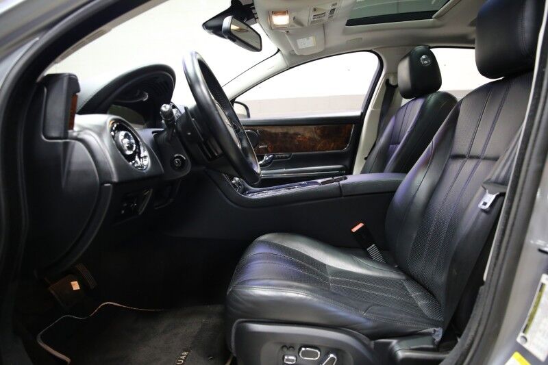 2013 Jaguar XJ Plainview NY