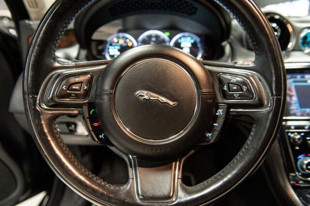 2013 Jaguar XJ AWD 4dr Sedan Chicago IL