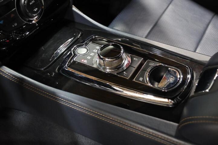 2013 Jaguar XK Portfolio Special Edition 2dr Coupe Chicago IL