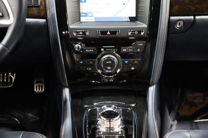 2013 Jaguar XK Portfolio Special Edition 2dr Coupe Chicago IL
