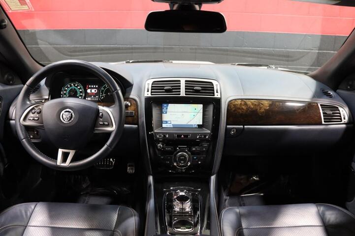 2013 Jaguar XK Portfolio Special Edition 2dr Coupe Chicago IL