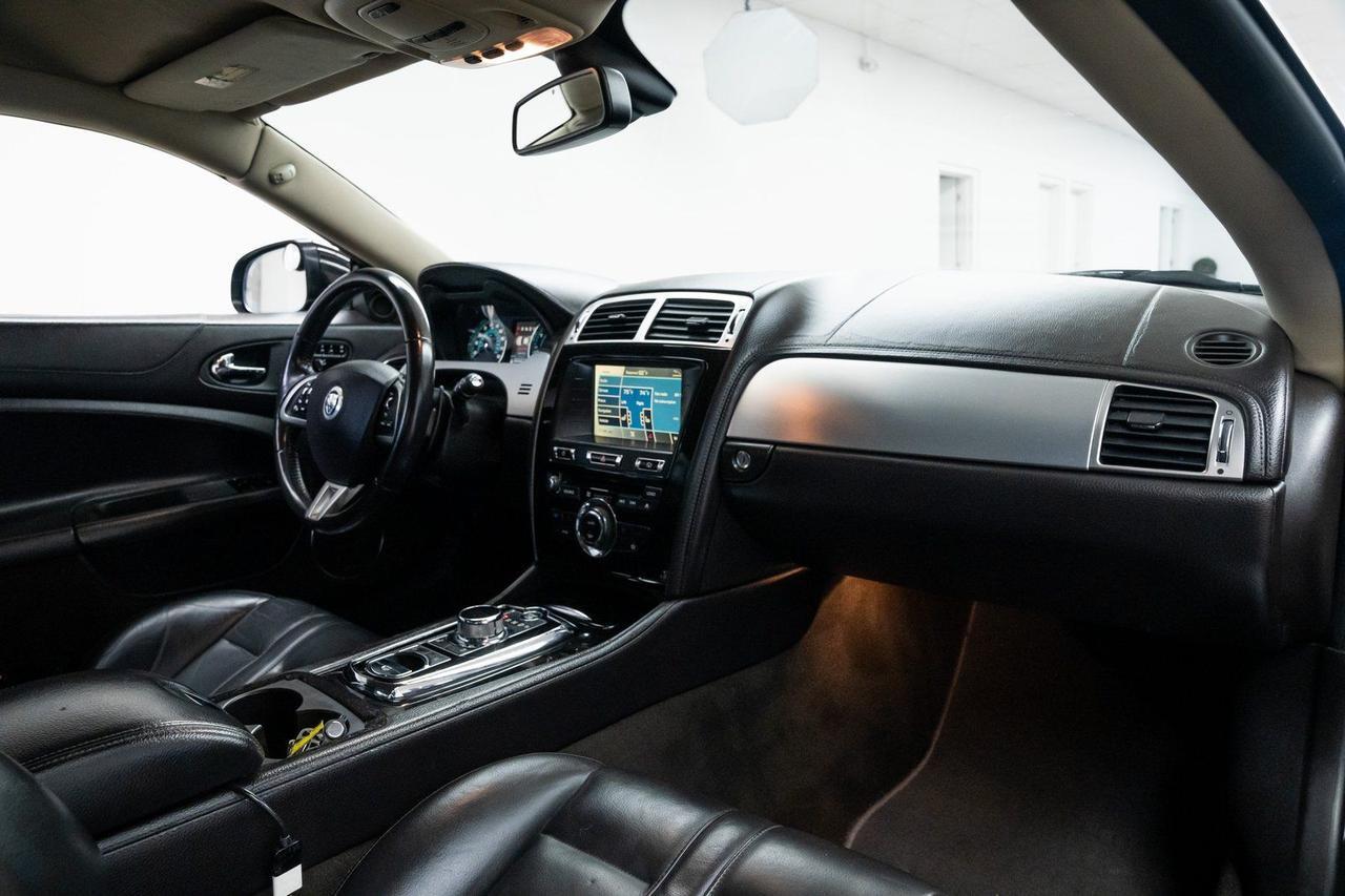 2013 Jaguar XK Touring Heated Seats Adaptive Suspension Alpine Audio Back Portland OR