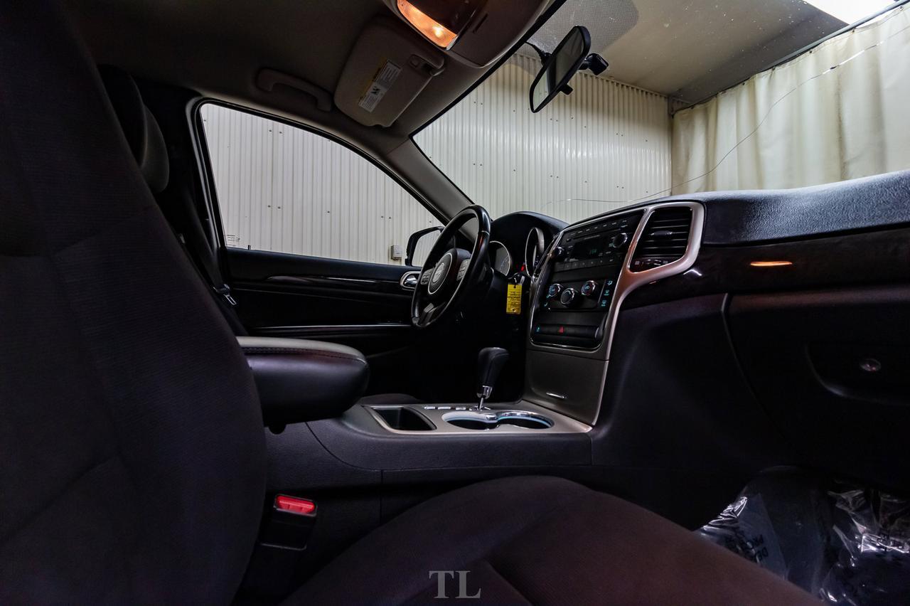 2013 Jeep Grand Cherokee 4x4 Laredo PSeat Red Deer AB