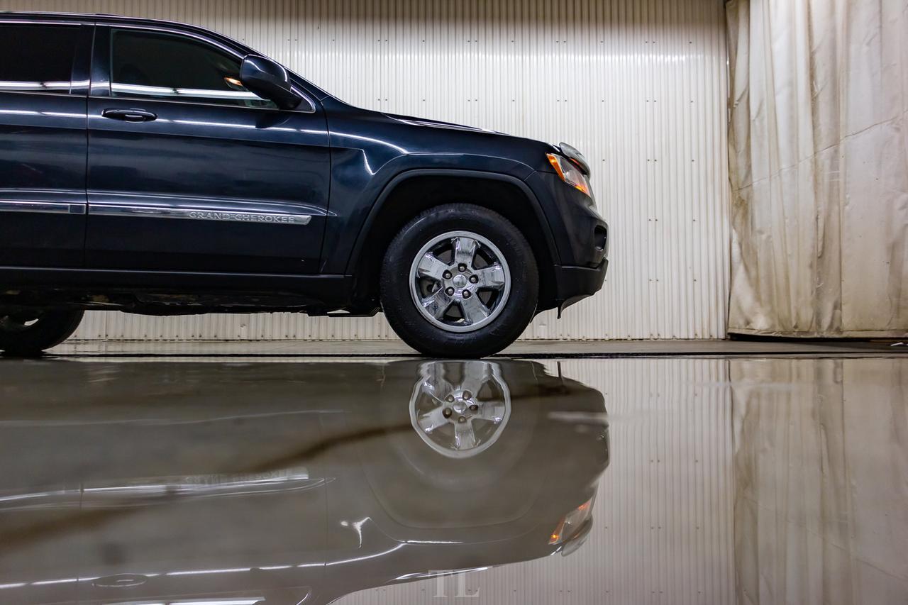 2013 Jeep Grand Cherokee 4x4 Laredo PSeat Red Deer AB