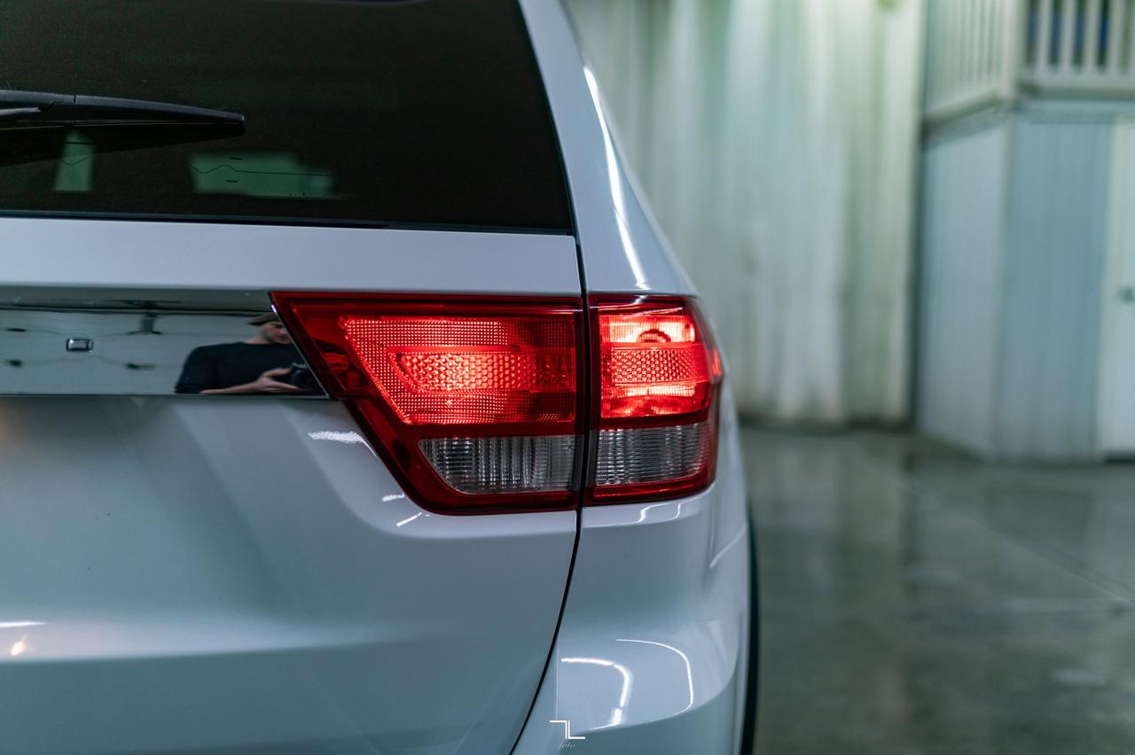 2013 Jeep Grand Cherokee 4x4 Overland Leather Roof Nav BCam Red Deer AB