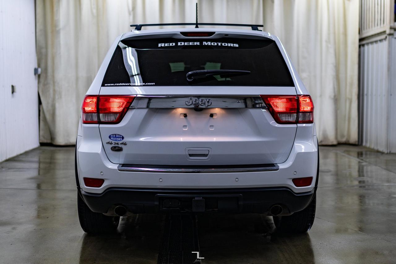 2013 Jeep Grand Cherokee 4x4 Overland Leather Roof Nav BCam Red Deer AB