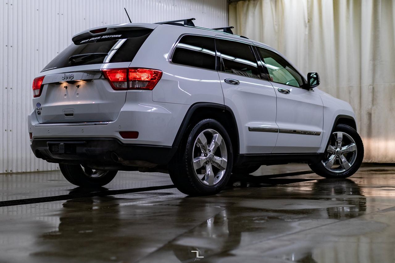 2013 Jeep Grand Cherokee 4x4 Overland Leather Roof Nav BCam Red Deer AB
