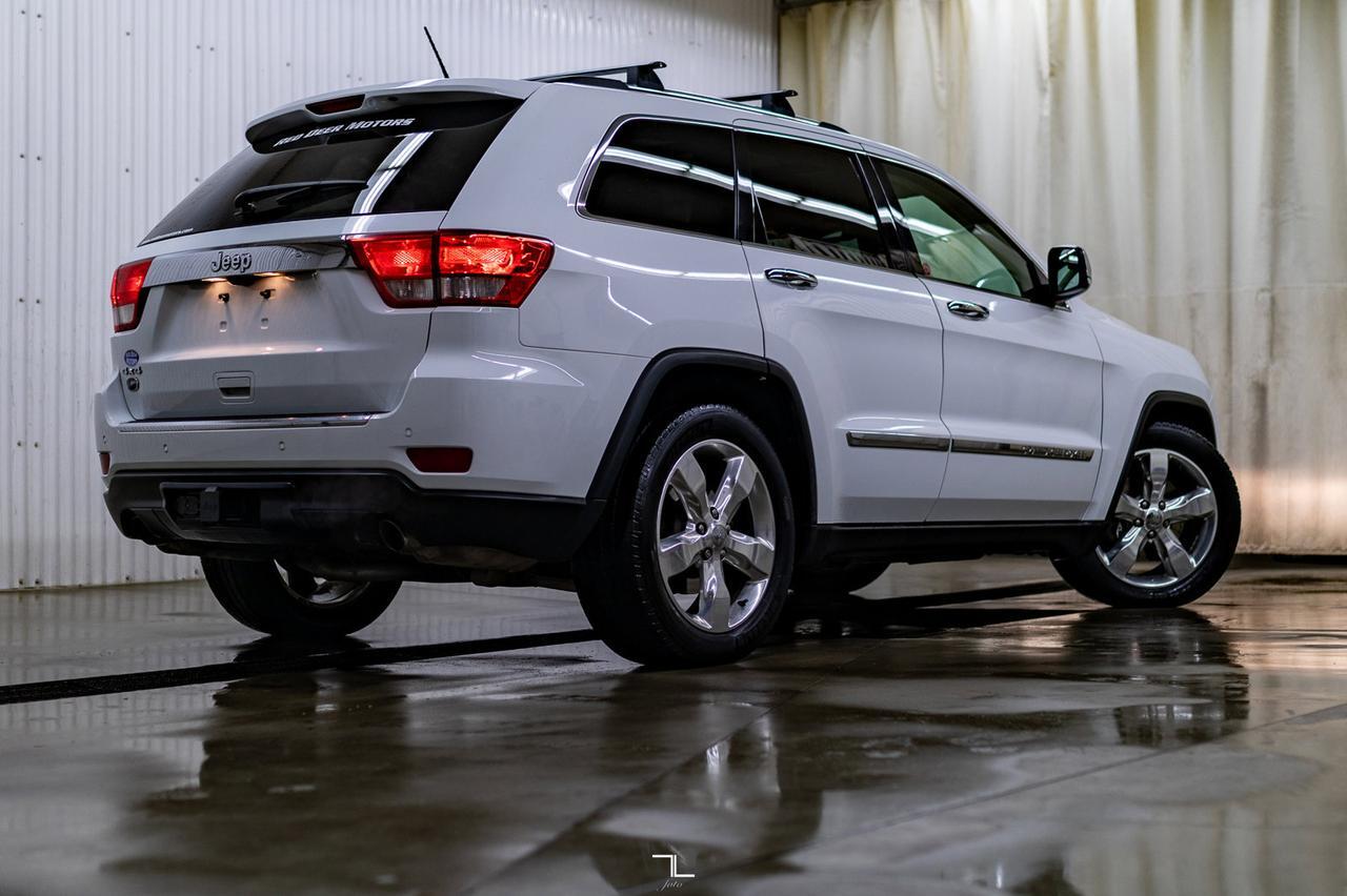 2013 Jeep Grand Cherokee 4x4 Overland Leather Roof Nav BCam Red Deer AB