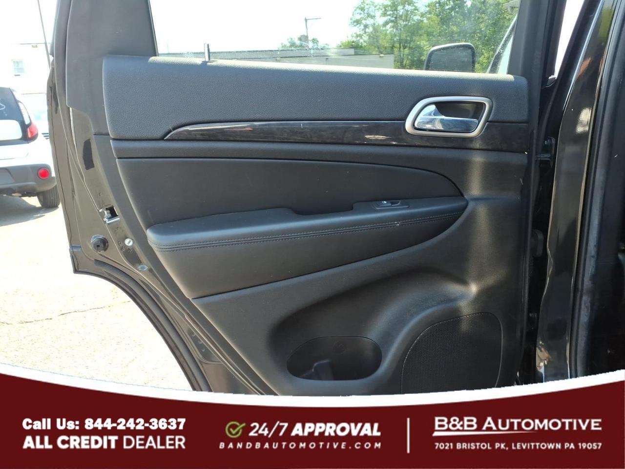 2013 Jeep Grand Cherokee Laredo Levittown PA
