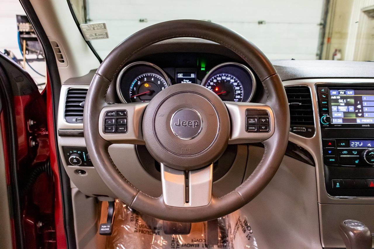 2013 Jeep Grand Cherokee Laredo Red Deer AB