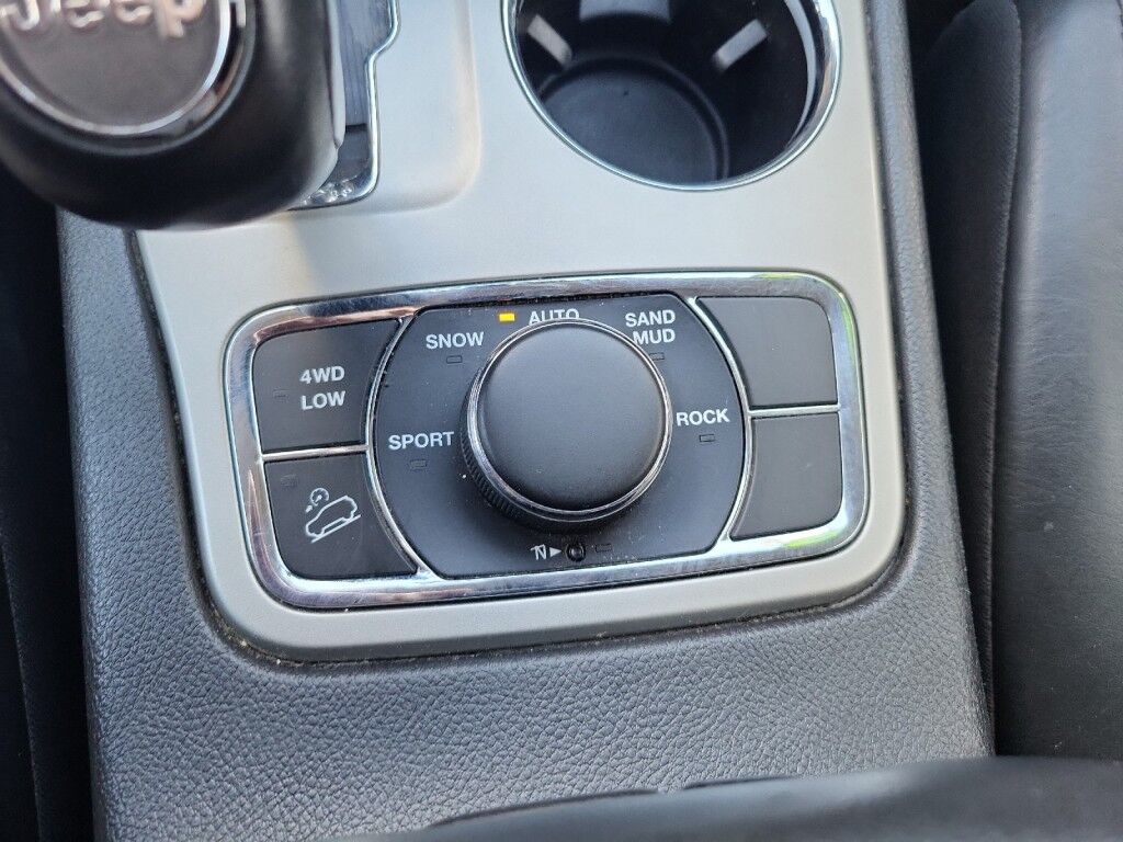 2013 Jeep Grand Cherokee Limited Vestal NY