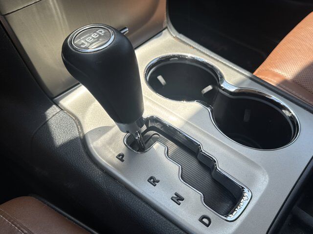 2013 Jeep Grand Cherokee Overland Summit San Antonio TX