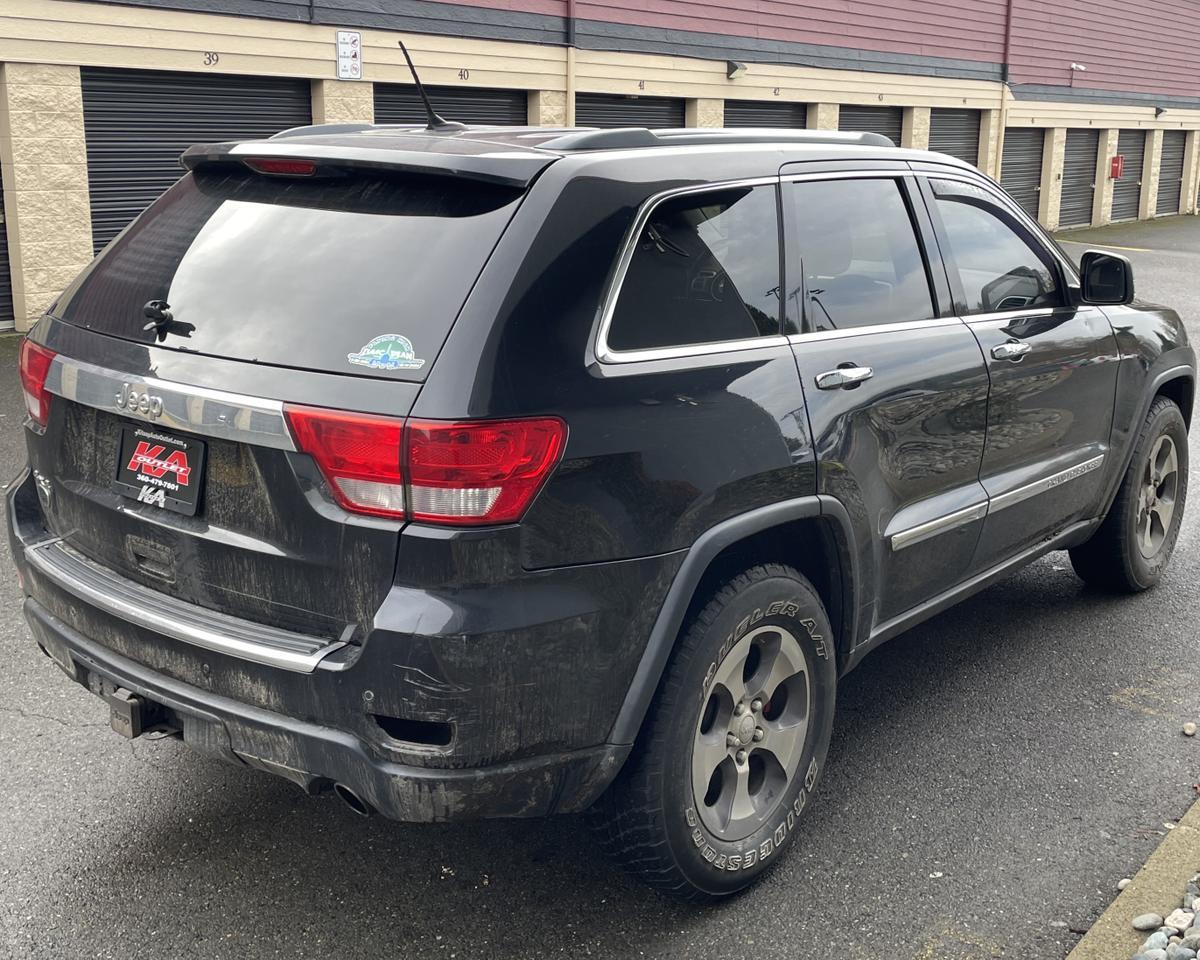 2013 Jeep Grand Cherokee Overland Summit Sport Utility 4D