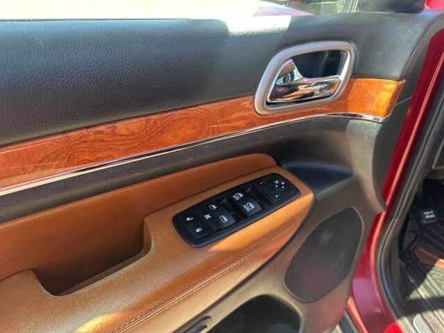 2013 Jeep Grand Cherokee Overland Watertown SD