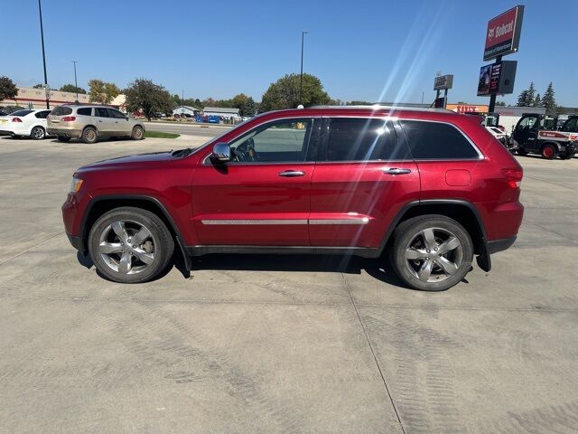 2013 Jeep Grand Cherokee Overland Watertown SD
