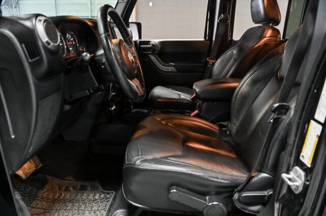 2013 Jeep Wrangler 4WD Unlimited MOAB 4dr SUV Chicago IL