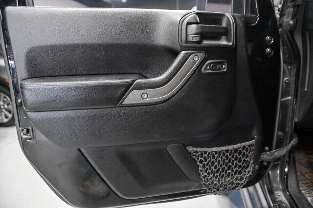 2013 Jeep Wrangler 4WD Unlimited MOAB 4dr SUV Chicago IL