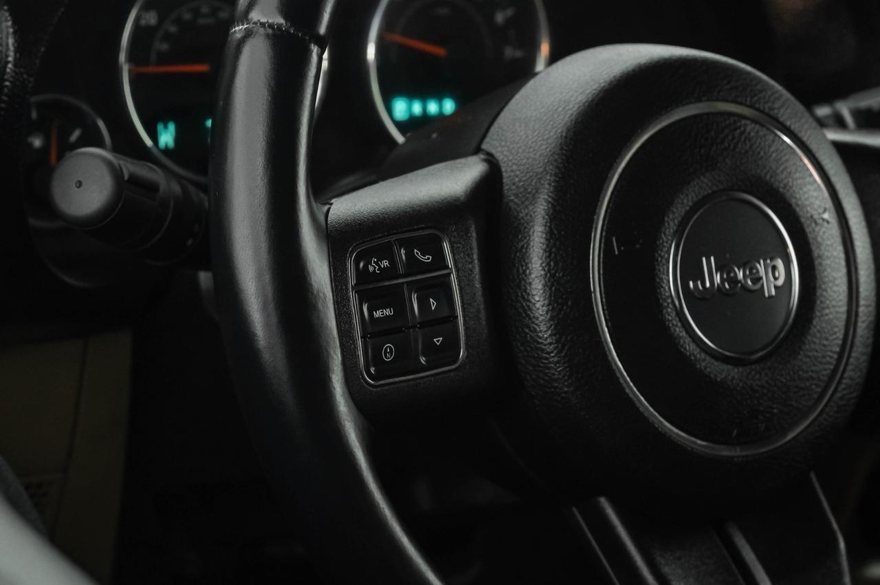 2013 Jeep Wrangler SAHARA 4WD AUTOMATIC SOFT TOP CONVERTIBLE NAVIGATION LEATHER HEA Carrollton TX
