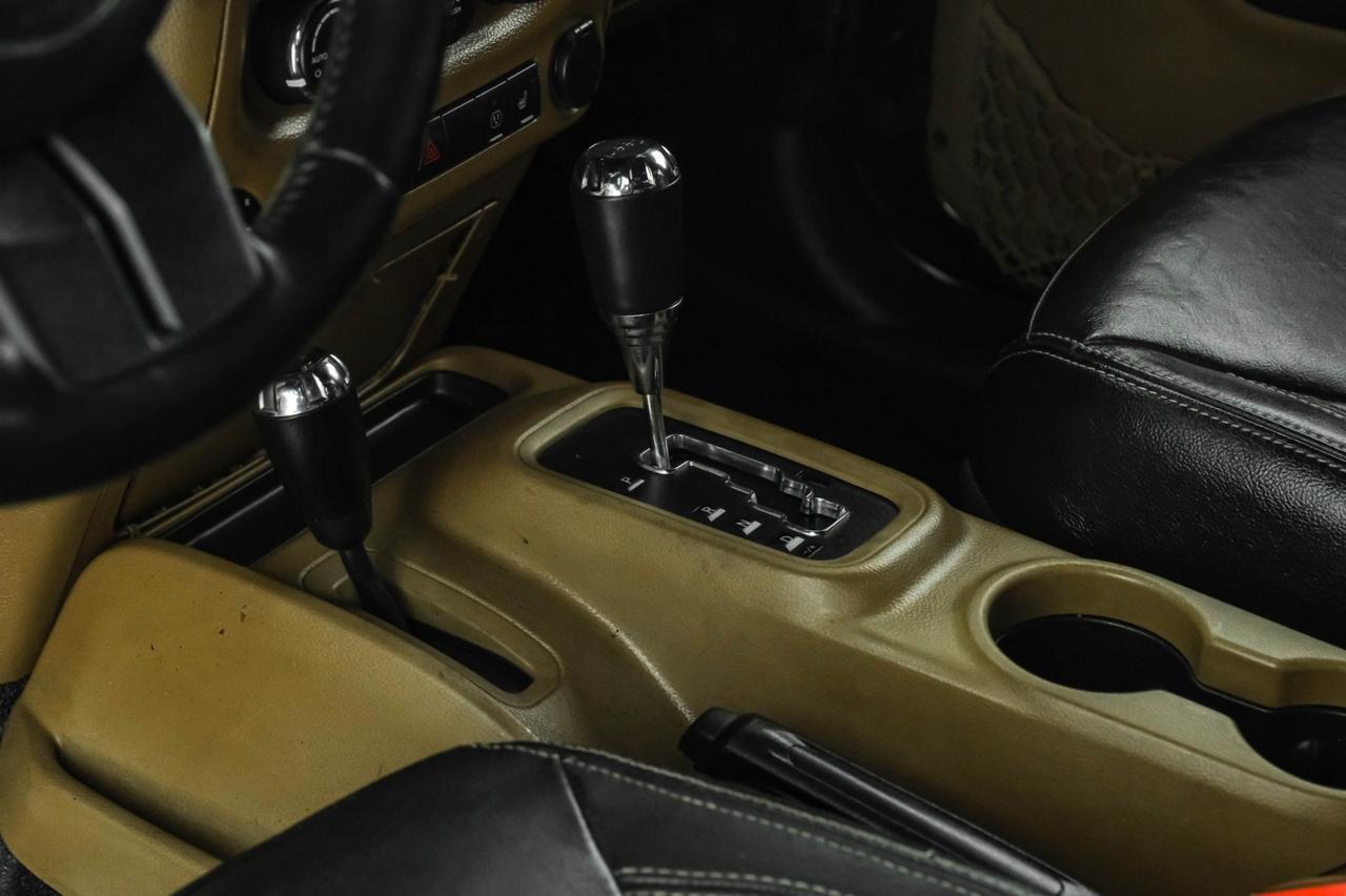 2013 Jeep Wrangler SAHARA 4WD AUTOMATIC SOFT TOP CONVERTIBLE NAVIGATION LEATHER HEA Carrollton TX