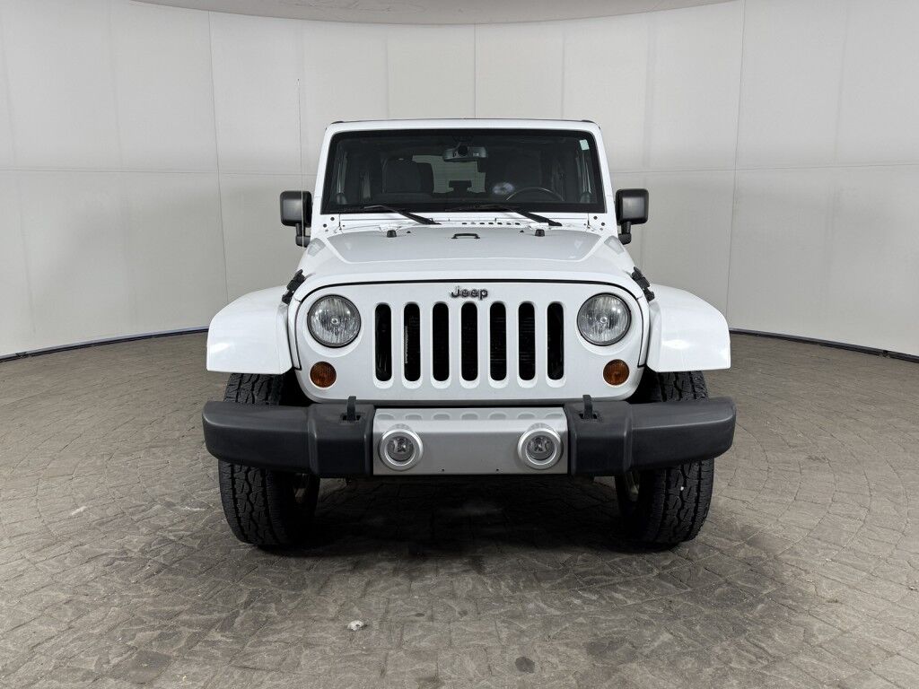 2013 Jeep Wrangler Sahara 4WD Maumee OH