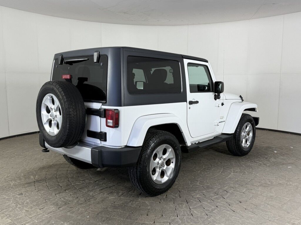 2013 Jeep Wrangler Sahara 4WD Maumee OH