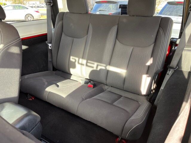 2013 Jeep Wrangler Sahara 4x4 2 Door Hard Top Ashland VA