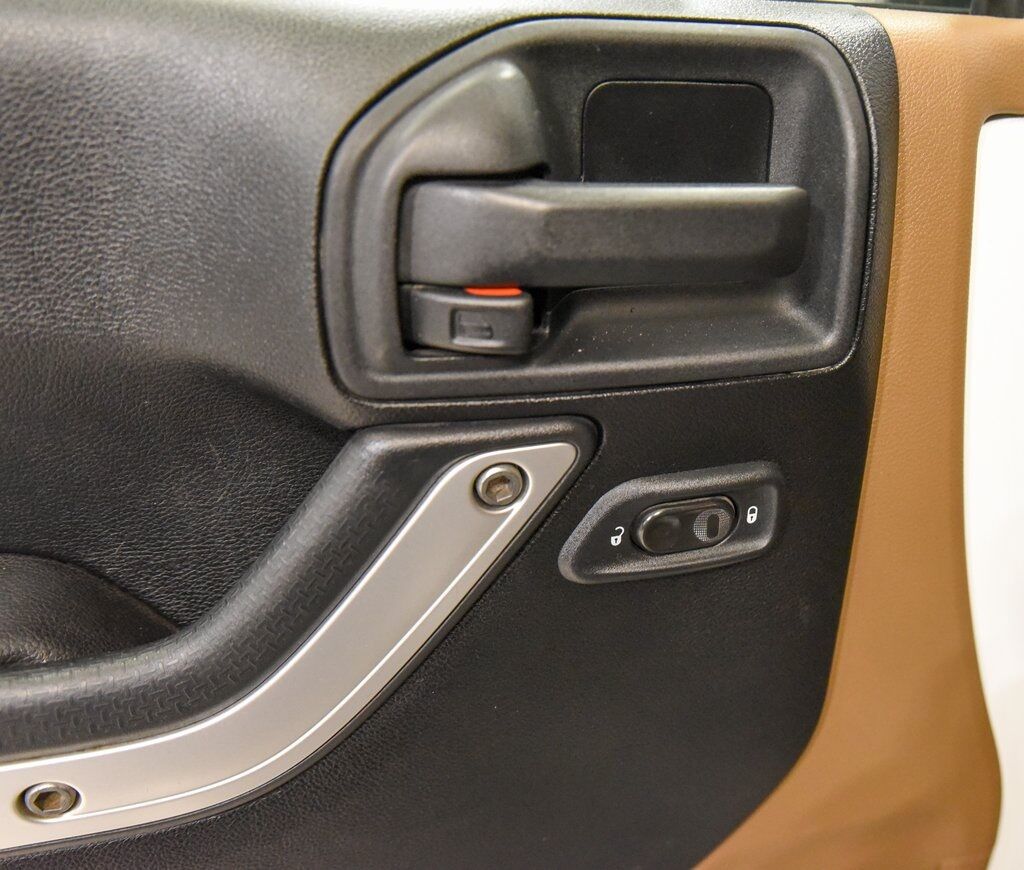 2013 Jeep Wrangler Sahara Akron OH