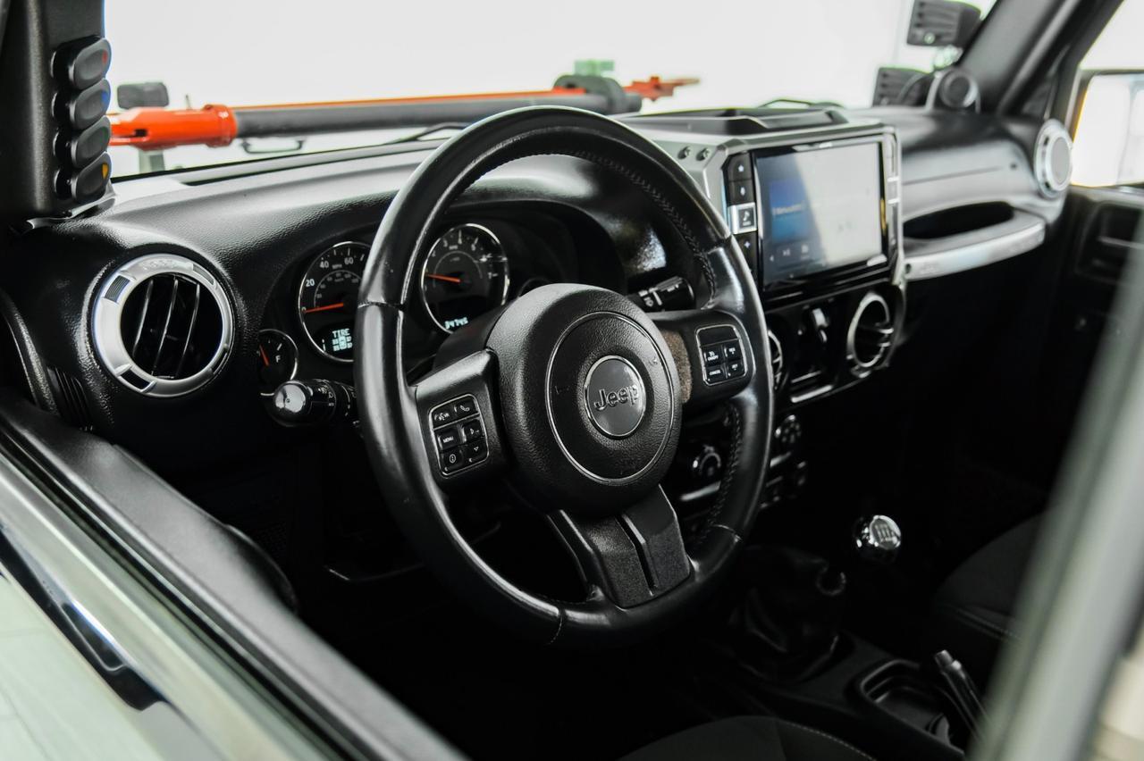 2013 Jeep Wrangler UNLIMITED RUBICON 4WD HARD TOP CONVERTIBLE HEATED SEATS CRUISE ALLOY WHEELS Carrollton TX