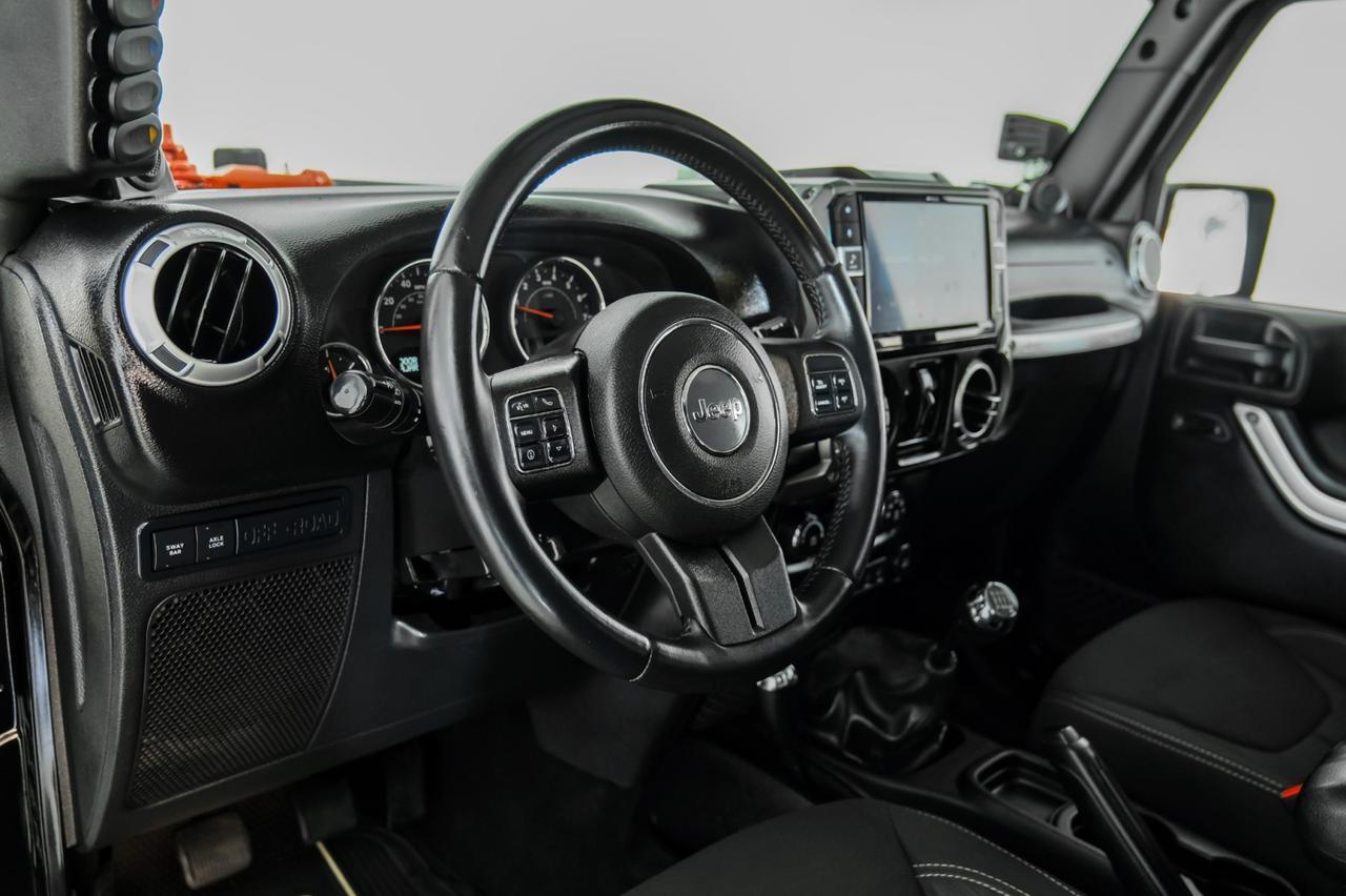 2013 Jeep Wrangler UNLIMITED RUBICON 4WD HARD TOP CONVERTIBLE HEATED SEATS CRUISE ALLOY WHEELS Carrollton TX