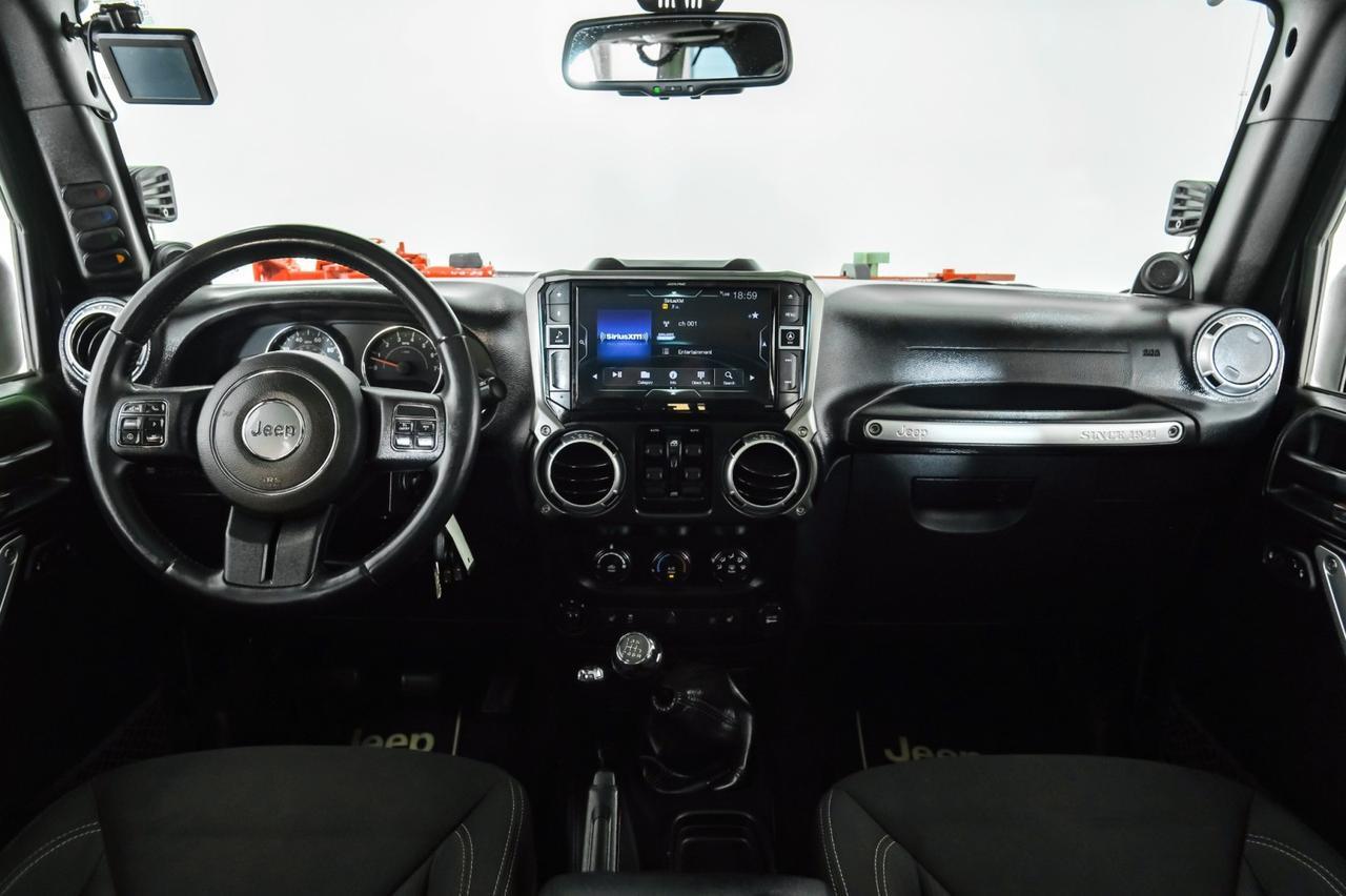 2013 Jeep Wrangler UNLIMITED RUBICON 4WD HARD TOP CONVERTIBLE HEATED SEATS CRUISE TOW HITCH Carrollton TX