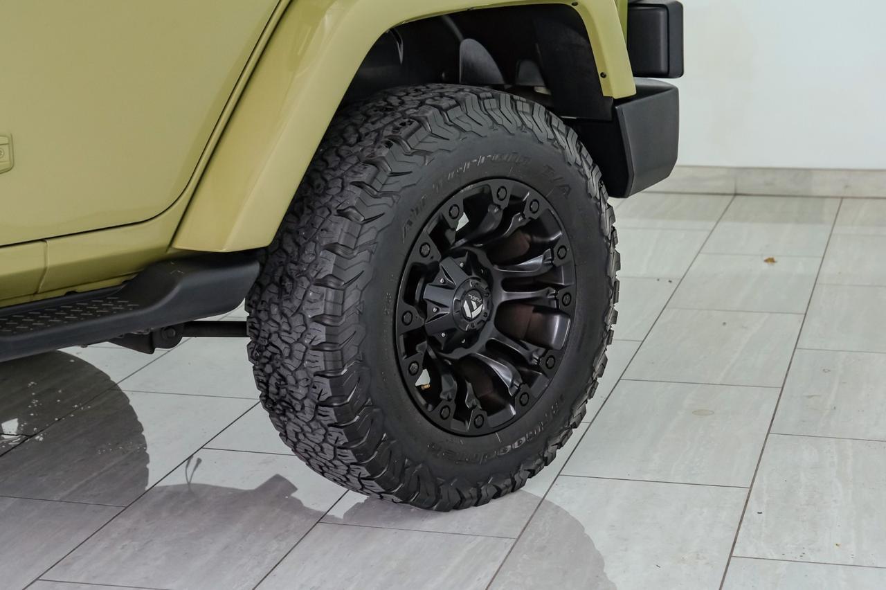 2013 Jeep Wrangler UNLIMITED SAHARA 4WD SOFT TOP CONVERTIBLE CRUISE CONTROL RUNNING BOARDS TOW HITCH Carrollton TX