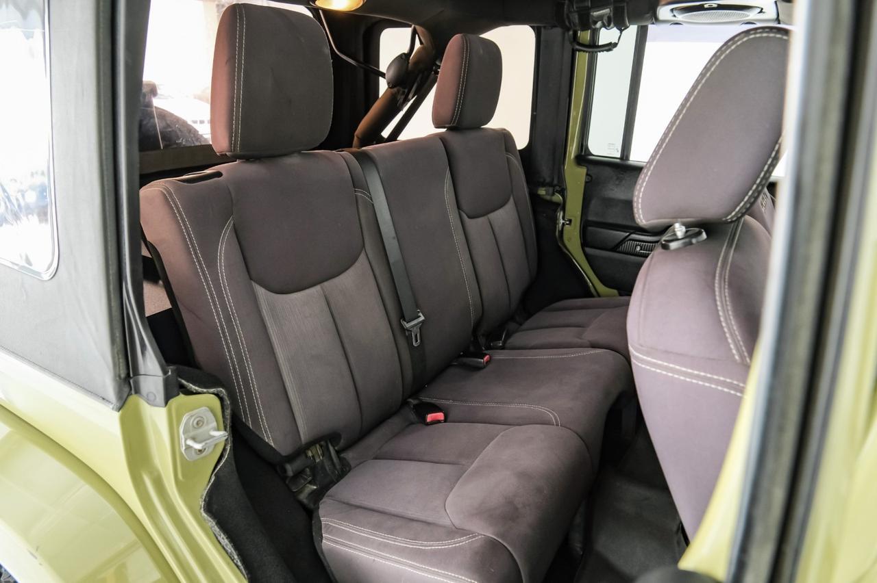 2013 Jeep Wrangler UNLIMITED SAHARA 4WD SOFT TOP CONVERTIBLE CRUISE CONTROL RUNNING BOARDS TOW HITCH Carrollton TX