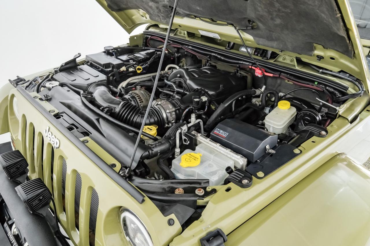 2013 Jeep Wrangler UNLIMITED SAHARA 4WD SOFT TOP CONVERTIBLE CRUISE CONTROL RUNNING BOARDS TOW HITCH Carrollton TX