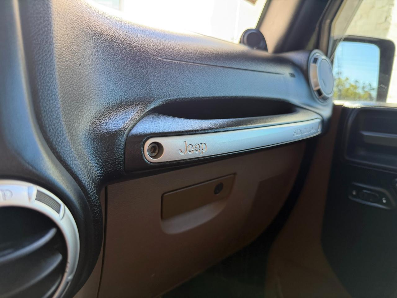 2013 Jeep Wrangler Unlimited 4WD 4dr Sahara Jacksonville FL