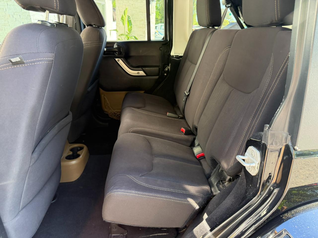 2013 Jeep Wrangler Unlimited 4WD 4dr Sahara Jacksonville FL