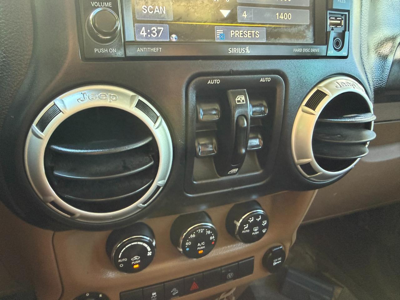 2013 Jeep Wrangler Unlimited 4WD 4dr Sahara Jacksonville FL