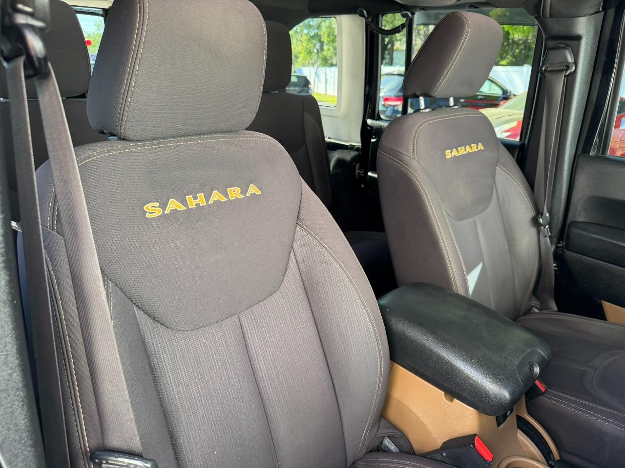 2013 Jeep Wrangler Unlimited 4WD 4dr Sahara Jacksonville FL