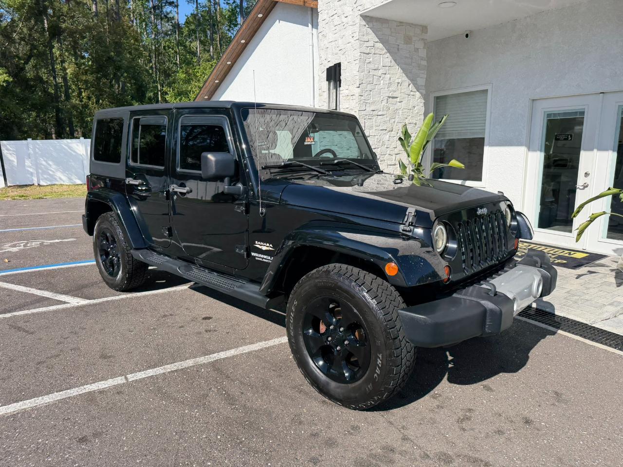 2013 Jeep Wrangler Unlimited 4WD 4dr Sahara Jacksonville FL