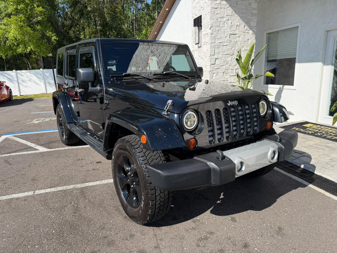 2013 Jeep Wrangler Unlimited 4WD 4dr Sahara Jacksonville FL