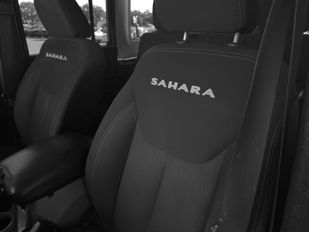 2013 Jeep Wrangler Unlimited 4WD 4dr Sahara Jacksonville FL