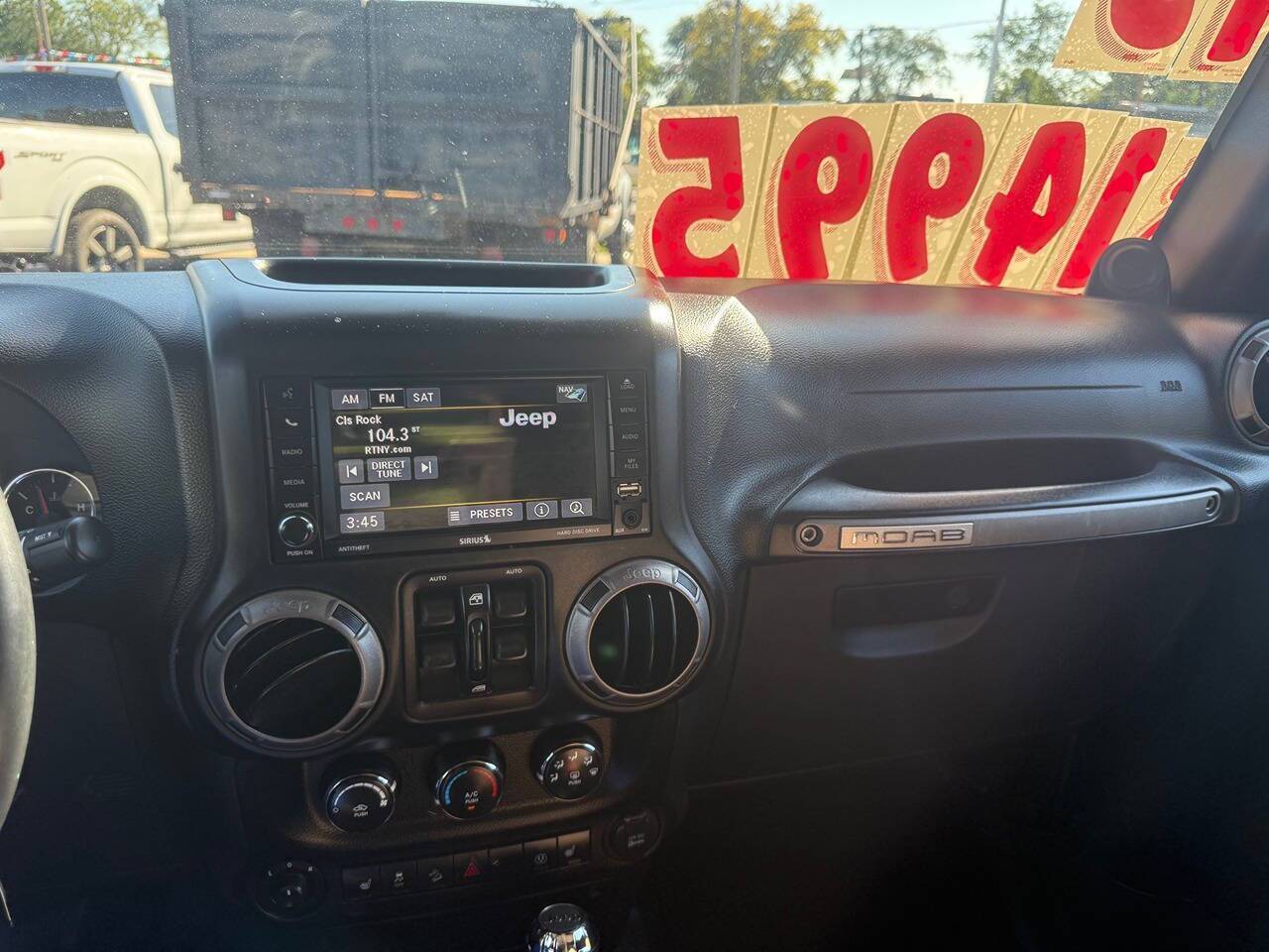 2013 Jeep Wrangler Unlimited Moab 4x4 4dr SUV Edison NJ