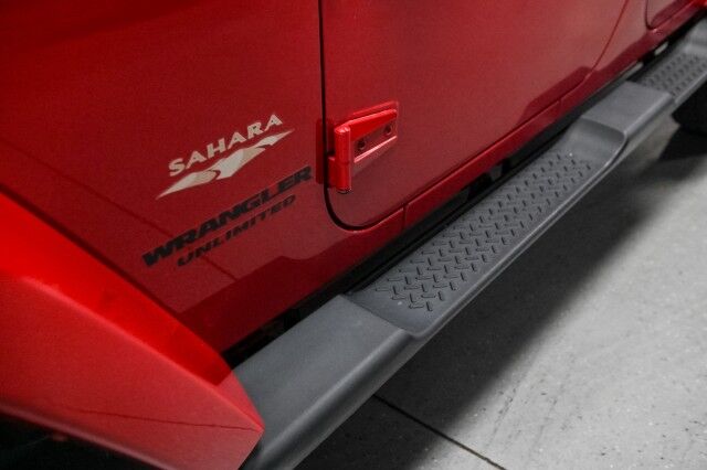 2013 Jeep Wrangler Unlimited Sahara 4WD 4dr SUV Chicago IL