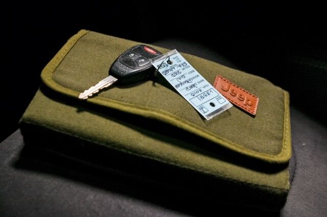 2013 Jeep Wrangler Unlimited Sahara 4WD 4dr SUV Chicago IL