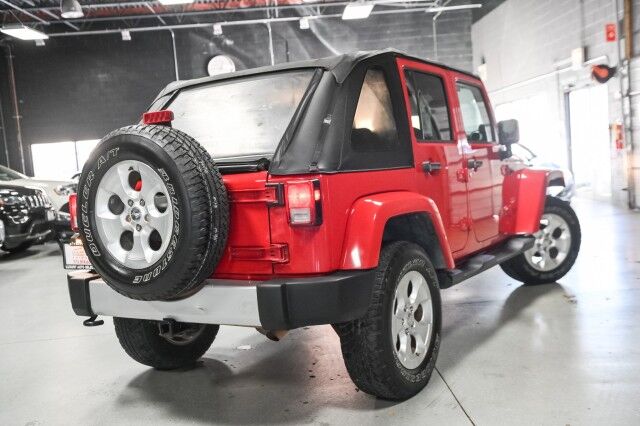 2013 Jeep Wrangler Unlimited Sahara 4WD 4dr SUV Chicago IL