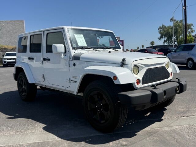 2013 Jeep Wrangler Unlimited Sahara 4WD