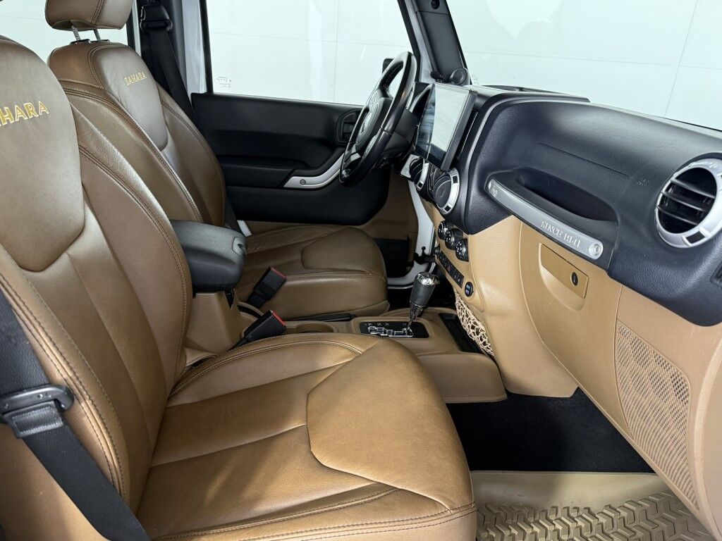 2013 Jeep Wrangler Unlimited Sahara 4x4 w/Leather Maumee OH