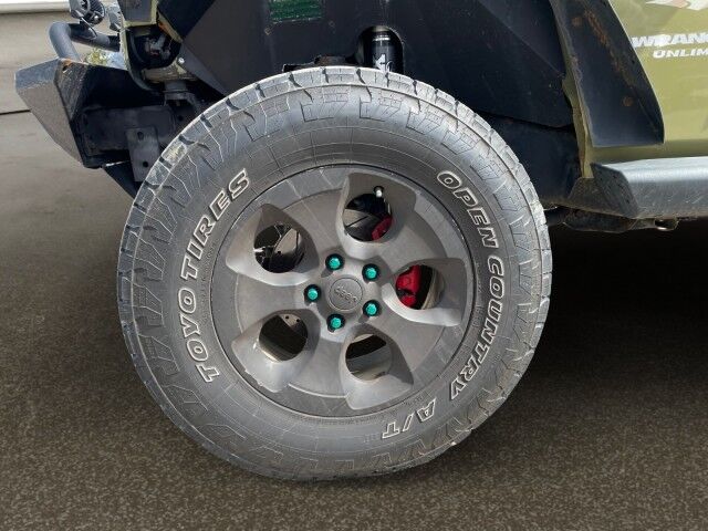 2013 Jeep Wrangler Unlimited Sahara Cleveland OH