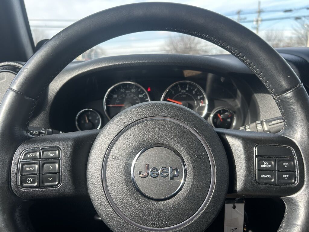 2013 Jeep Wrangler Unlimited Sahara Crestwood KY