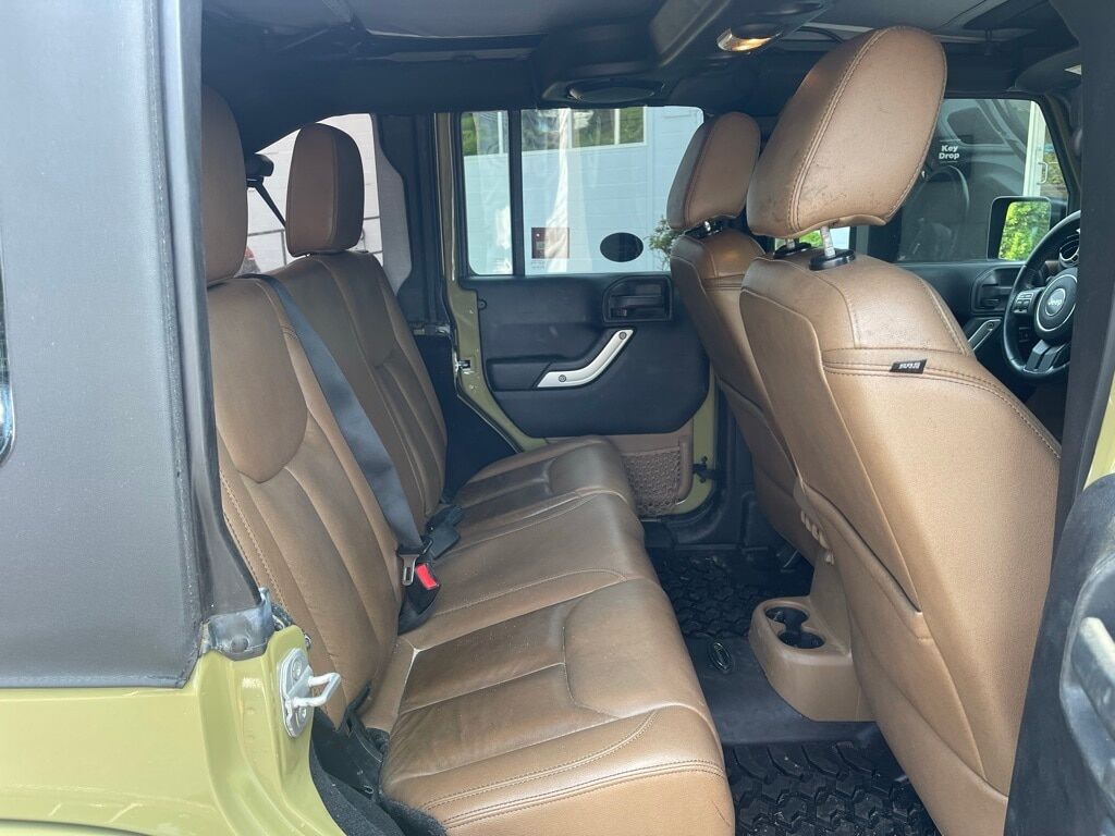 2013 Jeep Wrangler Unlimited Sahara Orange MA