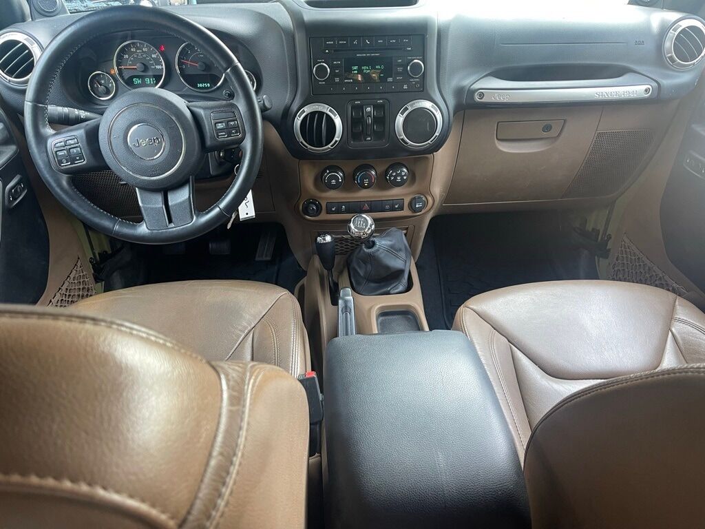 2013 Jeep Wrangler Unlimited Sahara Orange MA